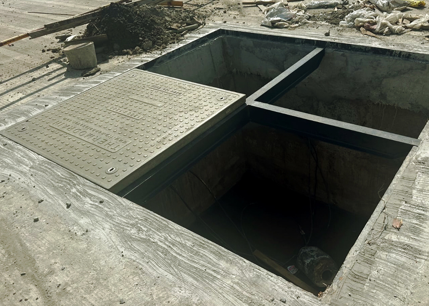 multiple-covers-with-frame